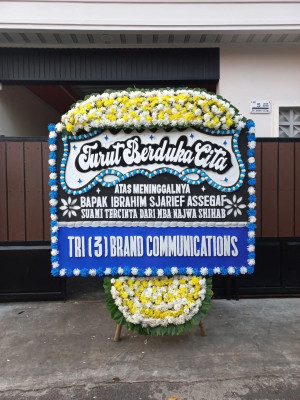 Papan Bunga Duka di Pasehkidul